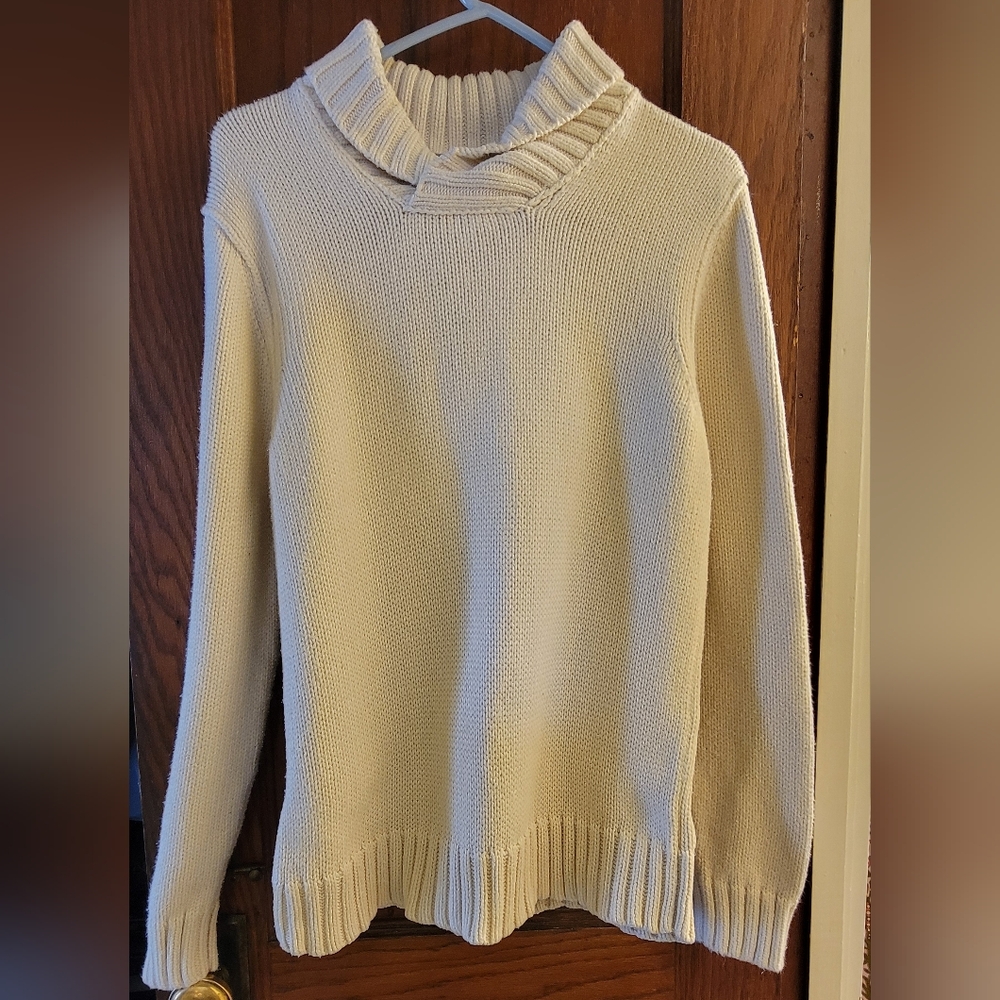 Beautiful, Heavy Men's Cream Shawl Collared Banana Republic Sweater Size M
